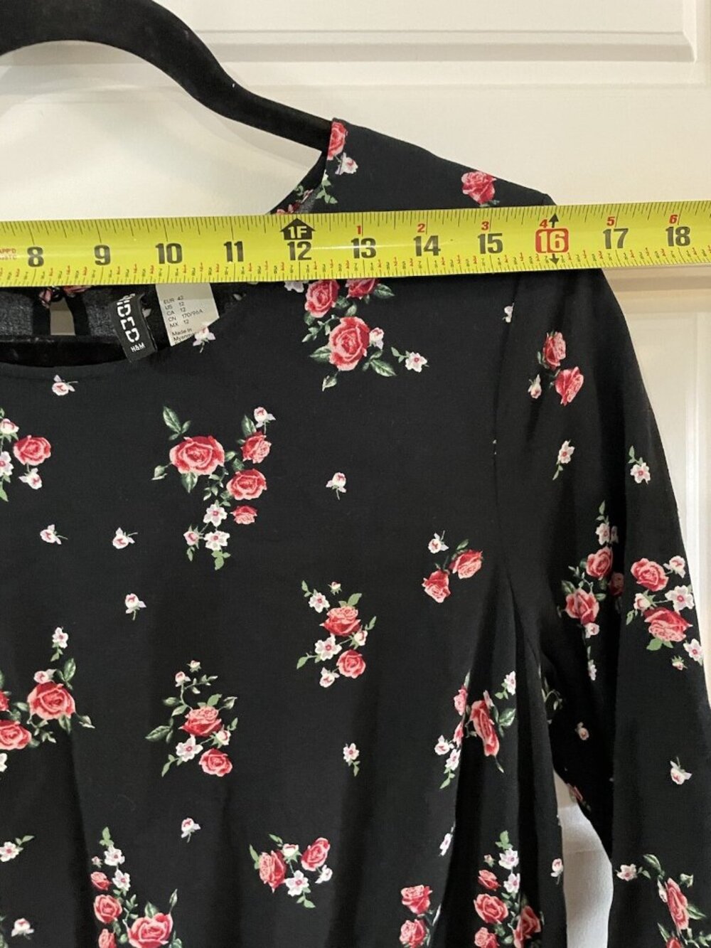 H&M Divided Womens Dress Black Floral Stretch KneeLength 3/4 Sleeve Size 12 - Picture 8 of 16